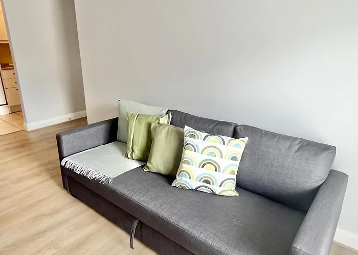 - 2 Bedrooms