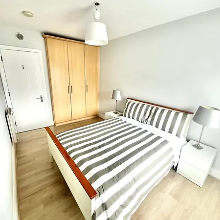 - 2 Bedrooms